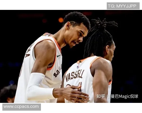 1月11日马刺与雷霆精彩对决全场录像回放及赛后分析分享